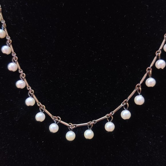 Kerri Linden faux pearl necklace - Picture 4 of 7